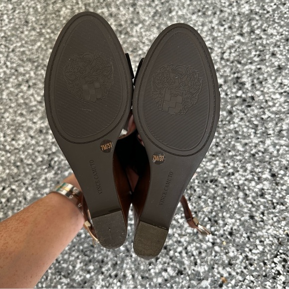 Vince Camuto Wedges - Picture 10 of 10